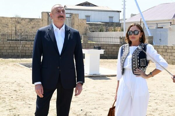 İlham Əliyev və Mehriban xanım Əliyeva Xankəndidə...